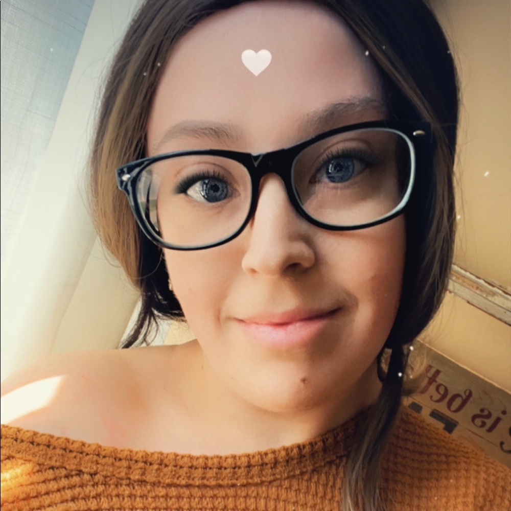 Meet your Posher, Amber 💗